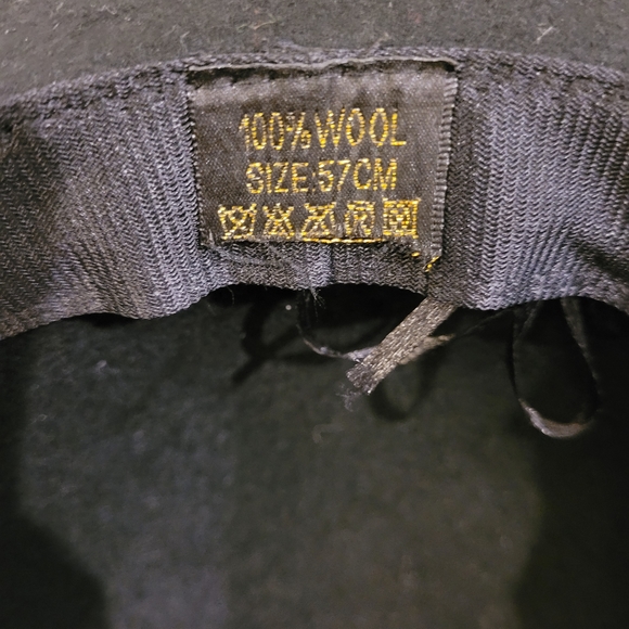 100% Wool Hat - Picture 4 of 4